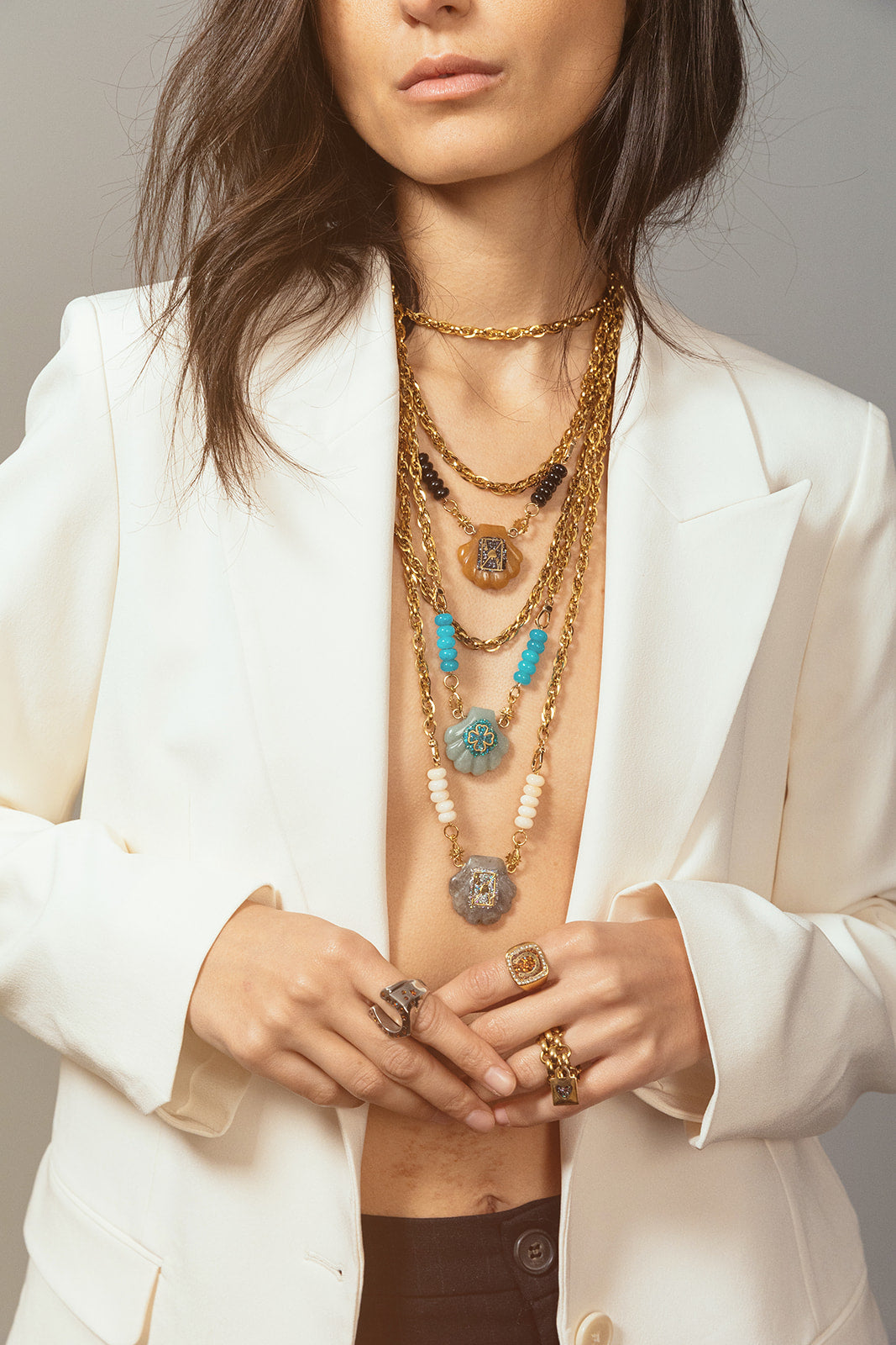 COLLIER MAJESTY