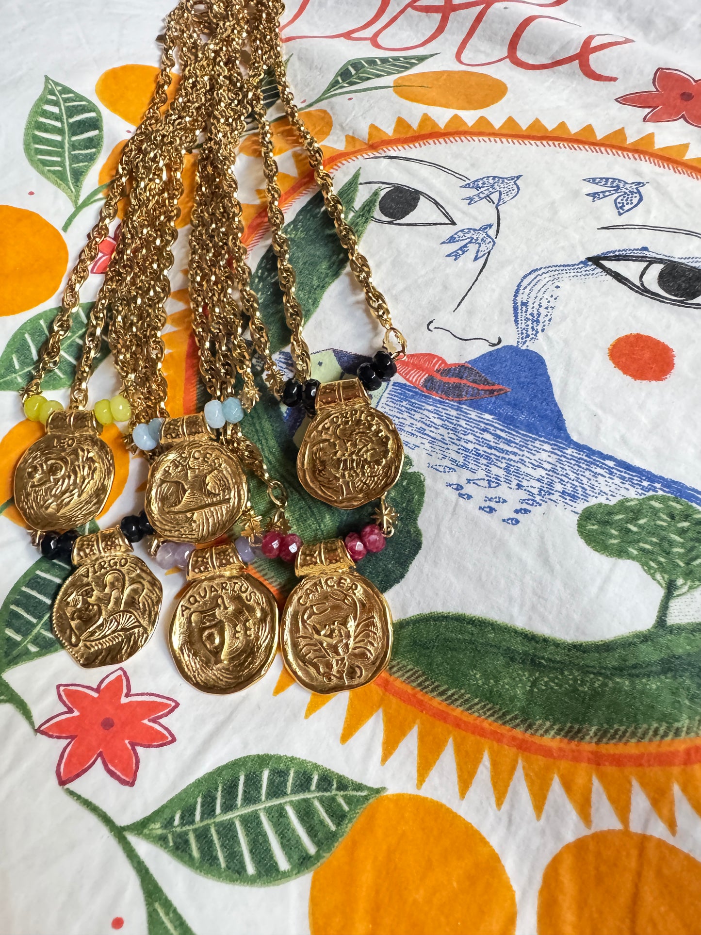 COLLIER DIVAINE ZODIAC